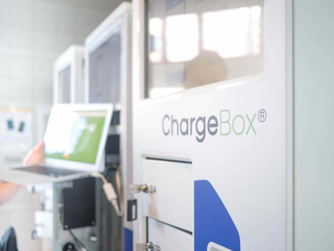 ChargeBox Servicing ChargeBox Servicing