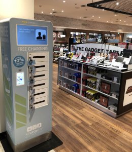 Schiphol Airport ChargeBox lock and Leave while shopping