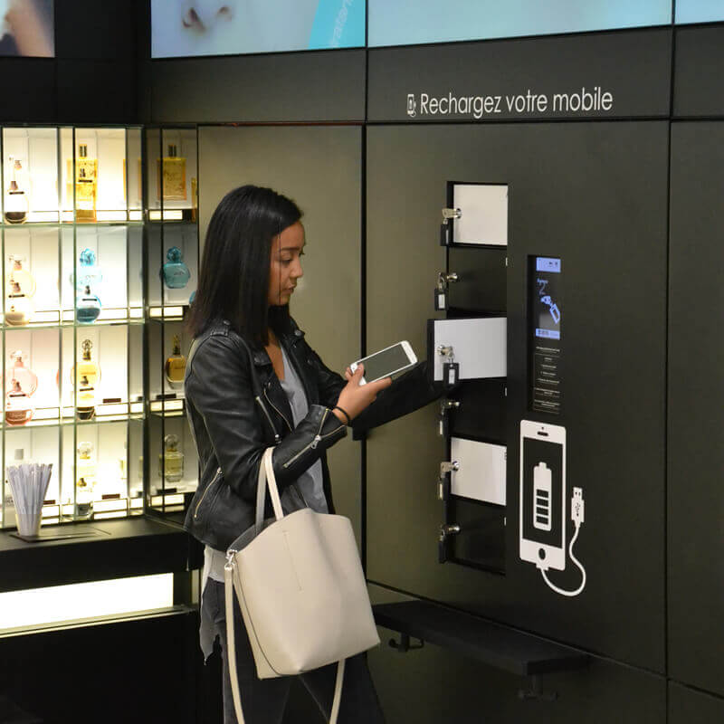 In-Store-Integrated ChargeBox lockers