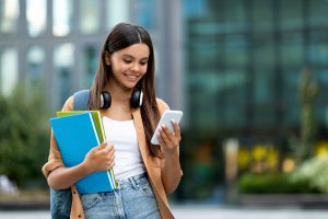 student mobile phone university