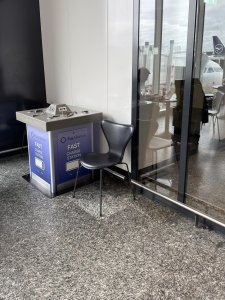 Fast charging podium at Frankfurt Airport